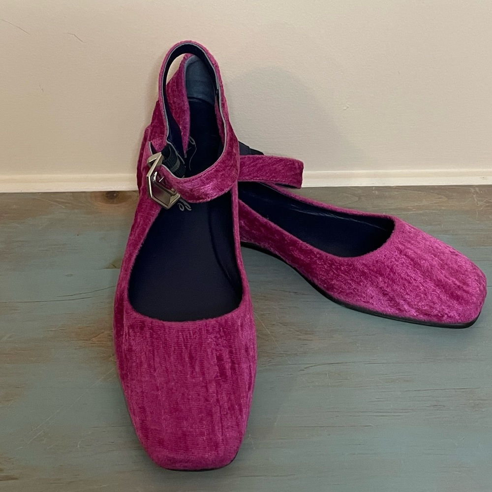 Free People Size 10/EU 40 Fuchsia Fizz Velvet Mystic Mary Jane Flat
